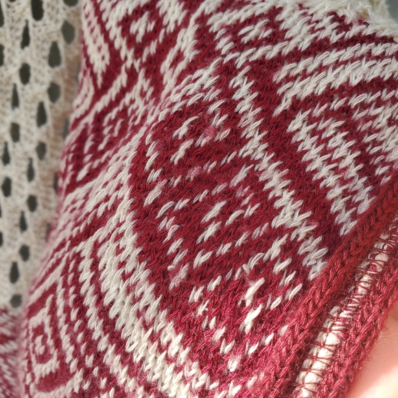 Boho Knit Kimono Wrap | Red & Cream for Layering - Picture 7 of 12